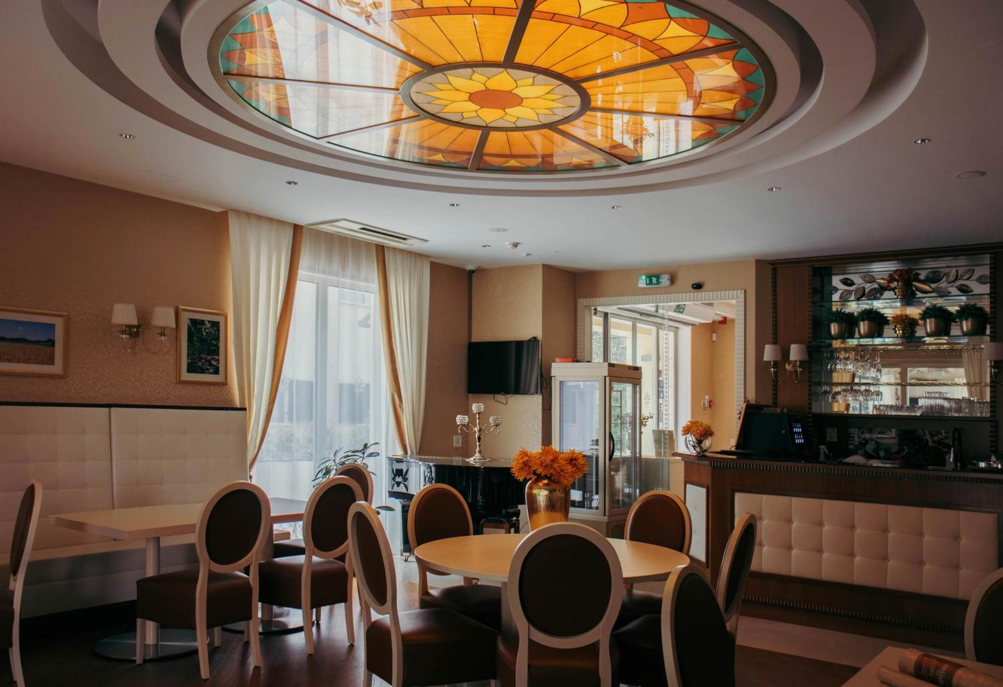 Boutique Hotel Oasi Pjescana Uvala Buitenkant foto