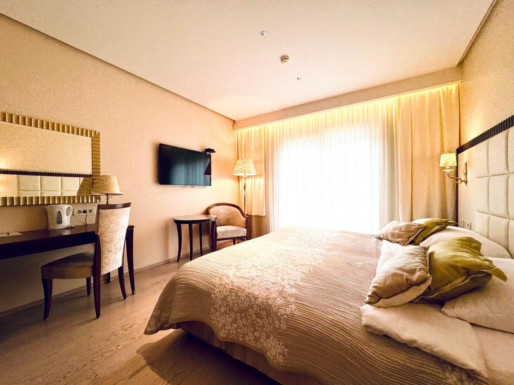 Boutique Hotel Oasi Pjescana Uvala Buitenkant foto