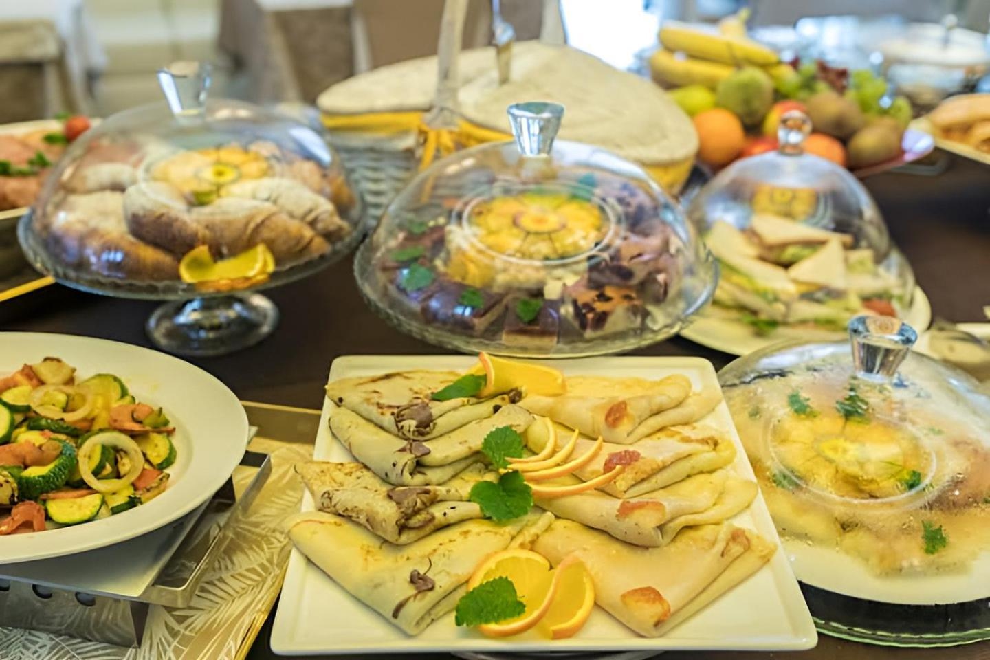 Boutique Hotel Oasi Pjescana Uvala Buitenkant foto