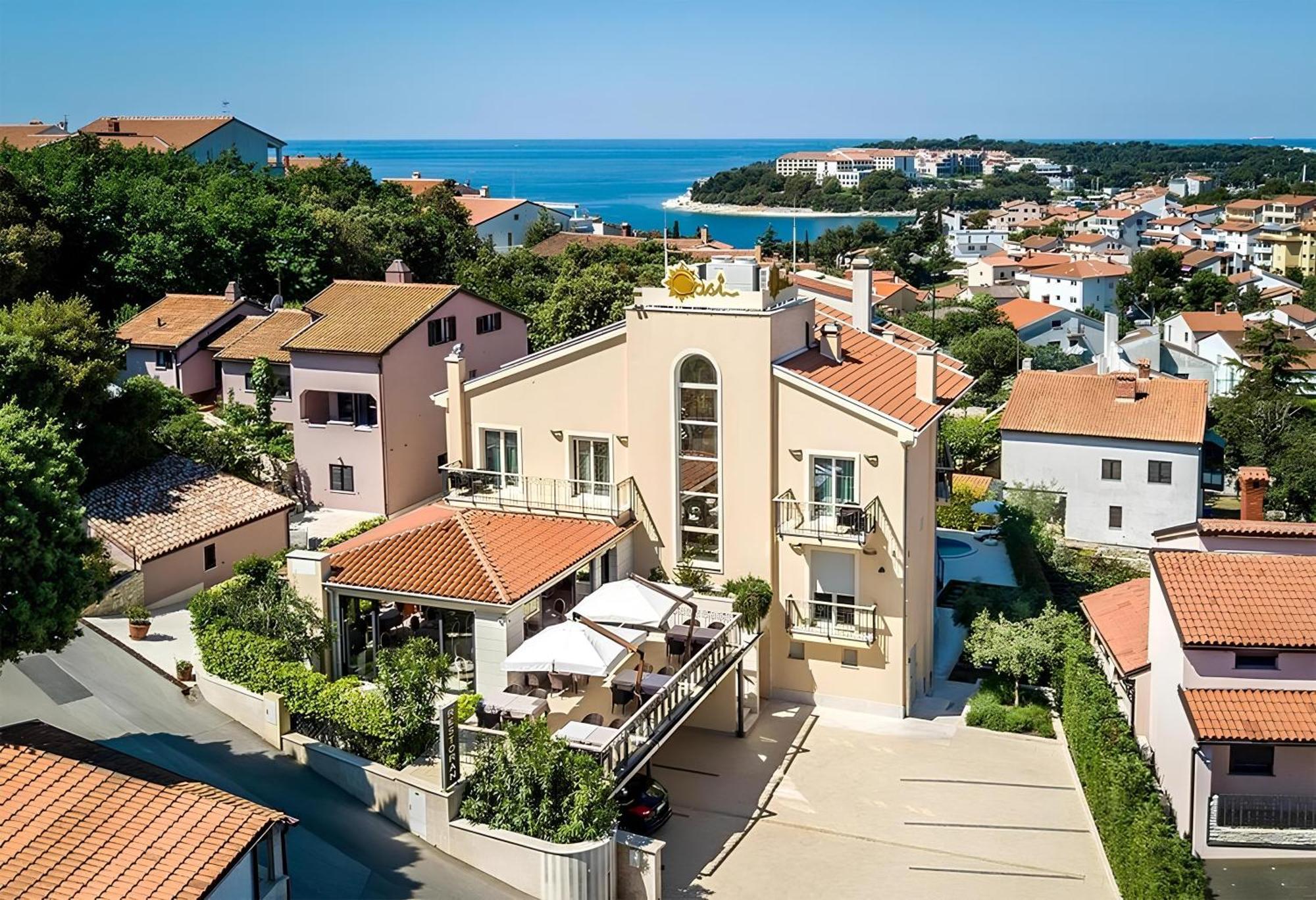 Boutique Hotel Oasi Pjescana Uvala Buitenkant foto